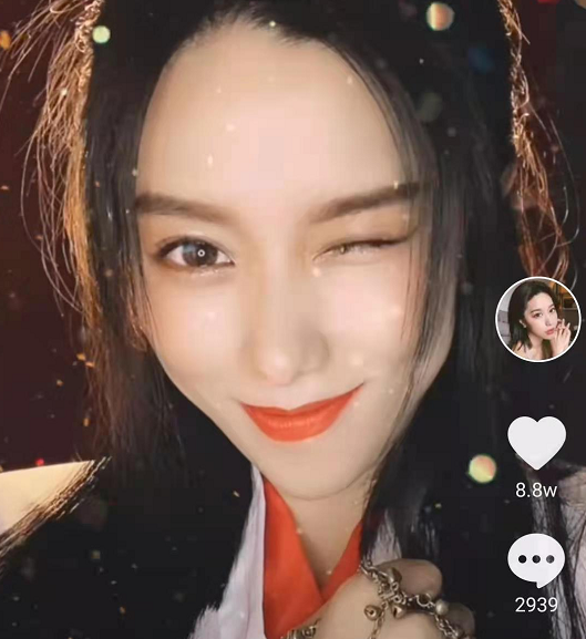 李蠕蠕cos紫霞仙子眨眼的那一瞬间粉丝朱茵可以退下了