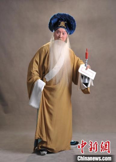 《锁麟囊》,主演有郭玮,鲁彤,梅庆羊,黄柏雪,倪胜春,孙世民等