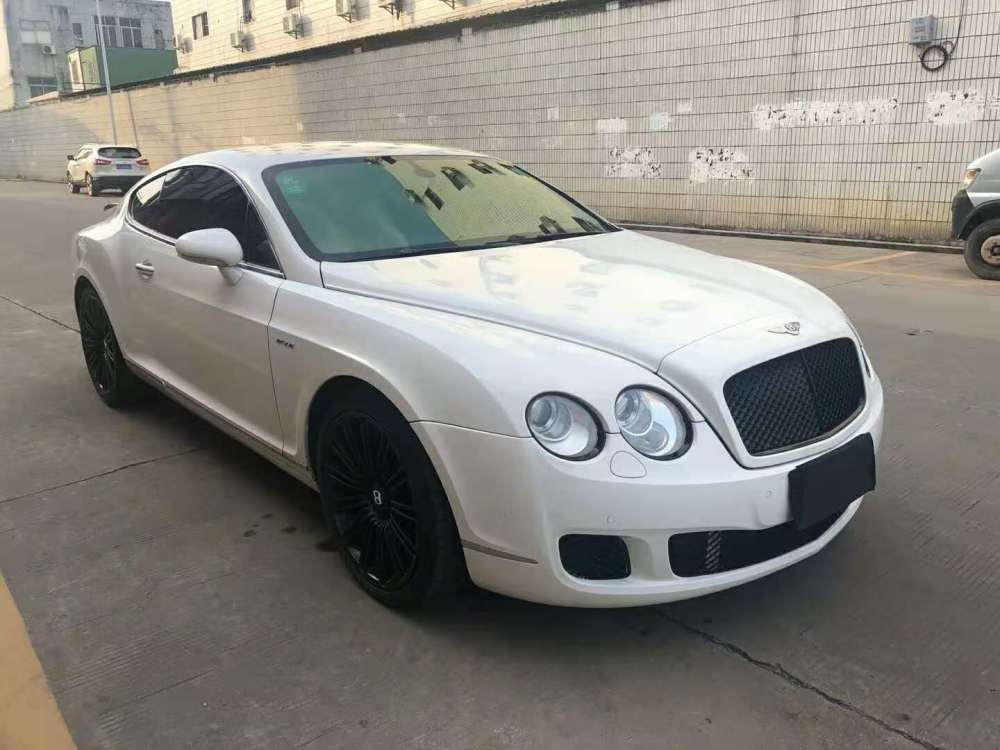 12年宾利gt售价33万每一个细节都散发着宾利的高贵气质