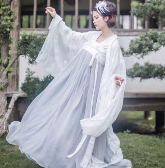 汉服搭配解析 在色彩心理学中 这些颜色的汉服竟然体现这些信息 汉服