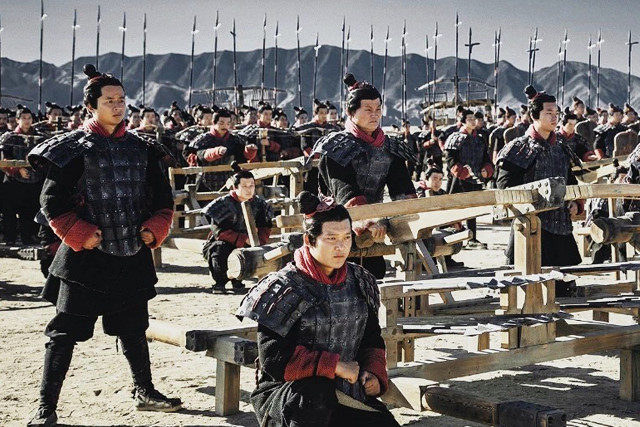 《大秦赋》咸阳千军万马出发,赵姬倾国倾城,张鲁一有