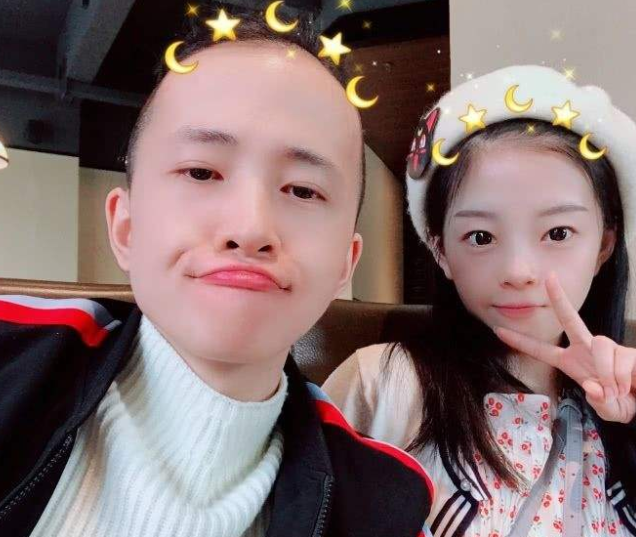 文森特点了7个妹子唱歌被老婆当场抓现行弹幕满屏沸腾了