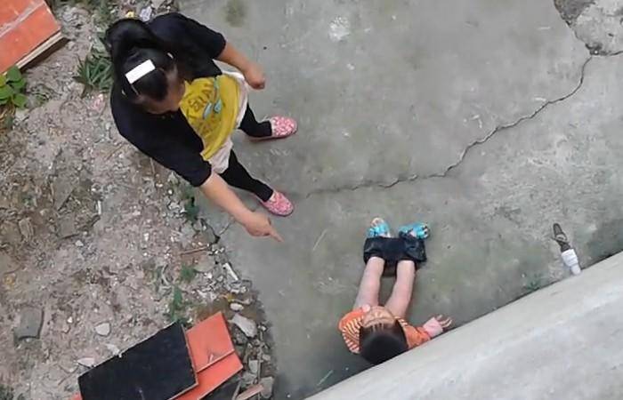 张绍刚:"我有资格打孩子,你们没有",打不散的亲子有一个条件