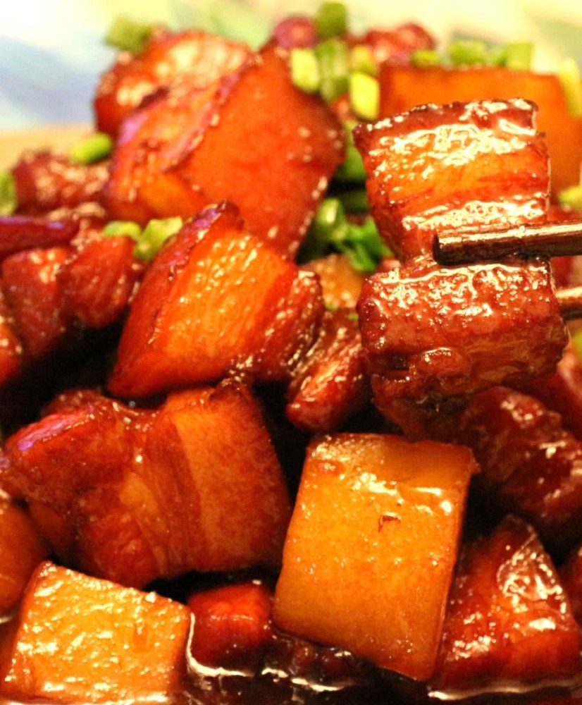 家常土豆炖红烧肉