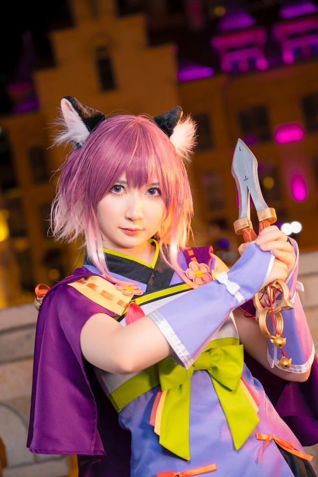 cos:宫坂珠希猫剑,嗷呜一口吃掉