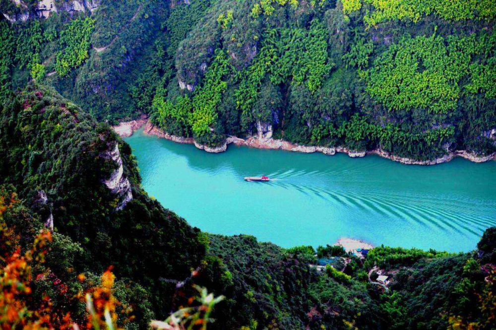 区,猫山,珠瑙岩,黑水石林,朱家洞,三星洞,玉荷洞,猴窝子洞,官舟水库