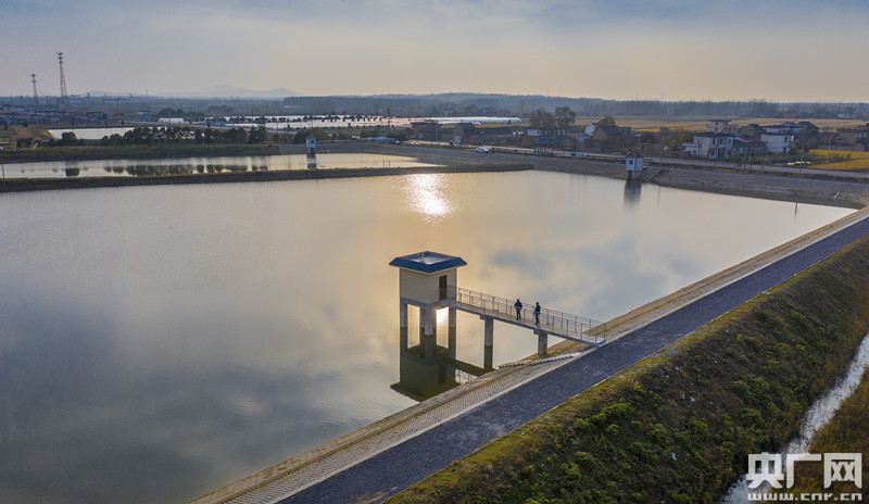 安徽省合肥市肥东县地处江淮分水岭,建有各类小型水库245座,总库容