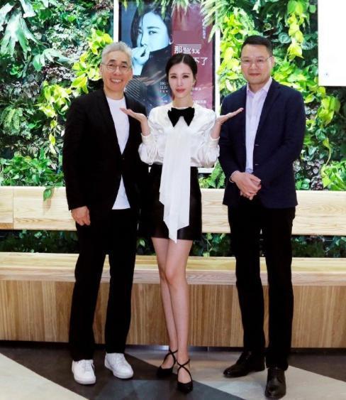 69岁王石又当爸网曝田朴珺喜得千金孩子刚满月