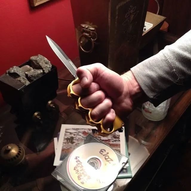 近身搏斗,瞬杀一切!被称为"颅骨切碎机"——战壕系列刺刀