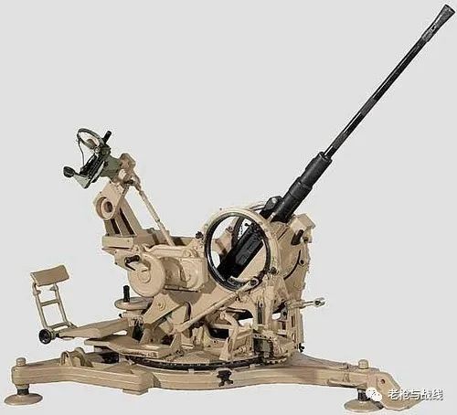 本片中20毫米flak 38仅作为背景出现在战场上.