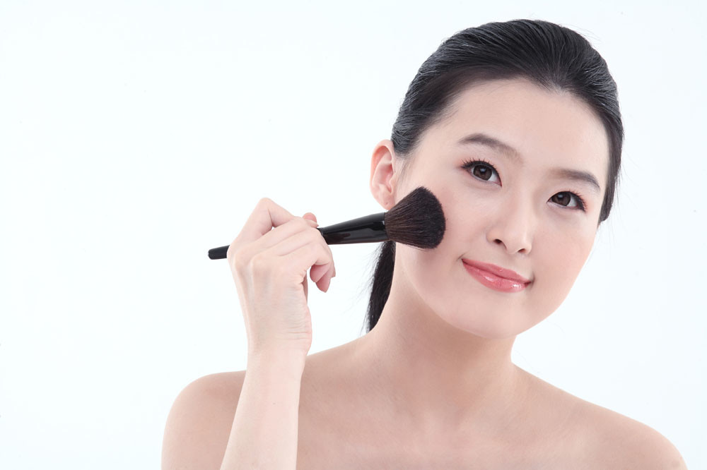 一摘口罩妆就白画了好尴尬这些定妆小秘诀得知道