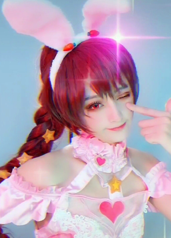 女装大佬cos小舞,当扭起"水蛇腰"时,网友:别停下来