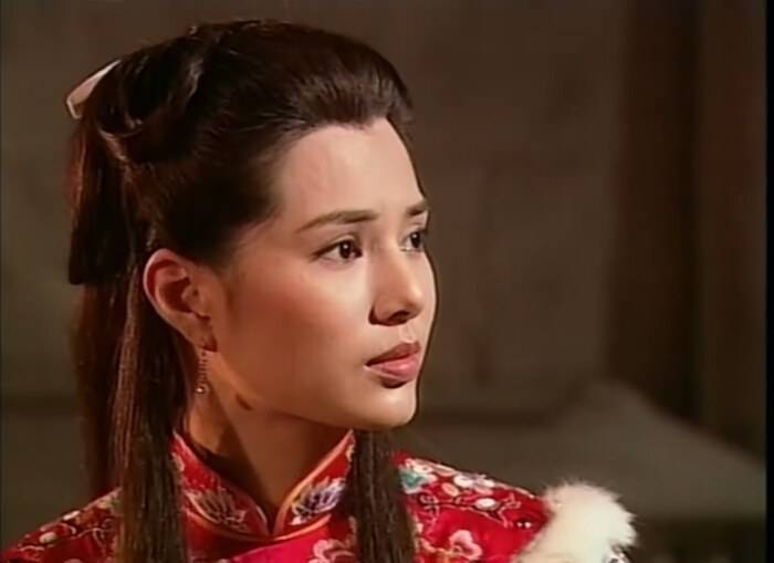 李與英加盟