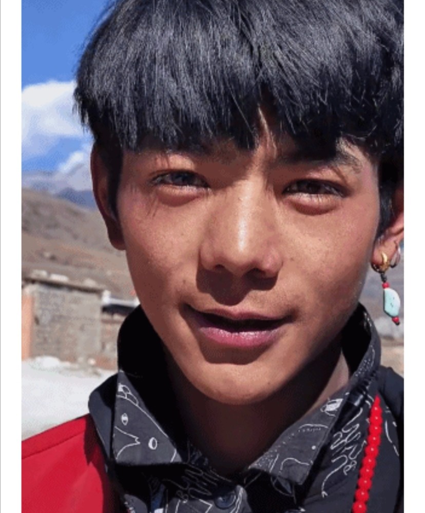 丁真登上日本最大电视台丁真的美是自然之美纯真天然甜野