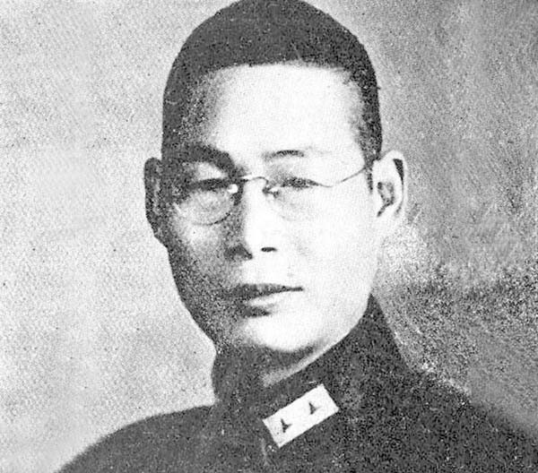 他是国军百战名将,却因一次失利,被老蒋判处10年徒刑!