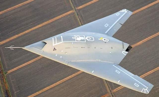 全球首款飞翼无人机高空高速还隐身可与歼20协同作战