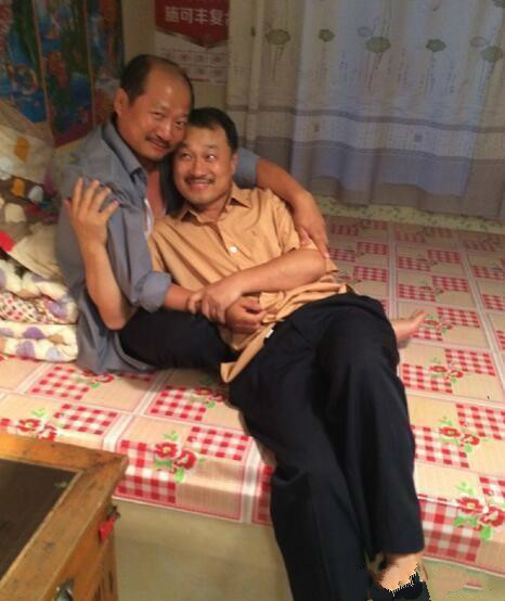 谢广坤和儿媳王小蒙跳舞这到底是怎么一回事