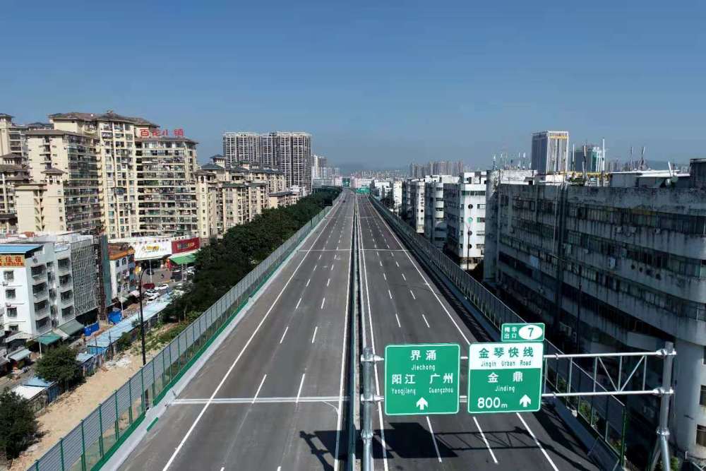 珠海市重点交通项目,跨越珠海,中山两市,北起西部沿海高速坦洲互通