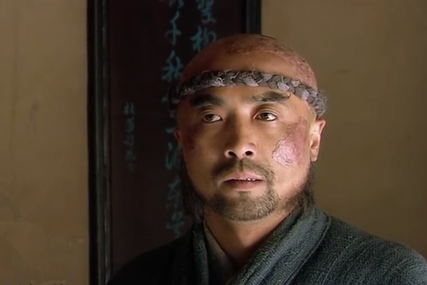 那么,这位被忽略的八十万禁军教头是谁呢?他就是金枪手徐宁.