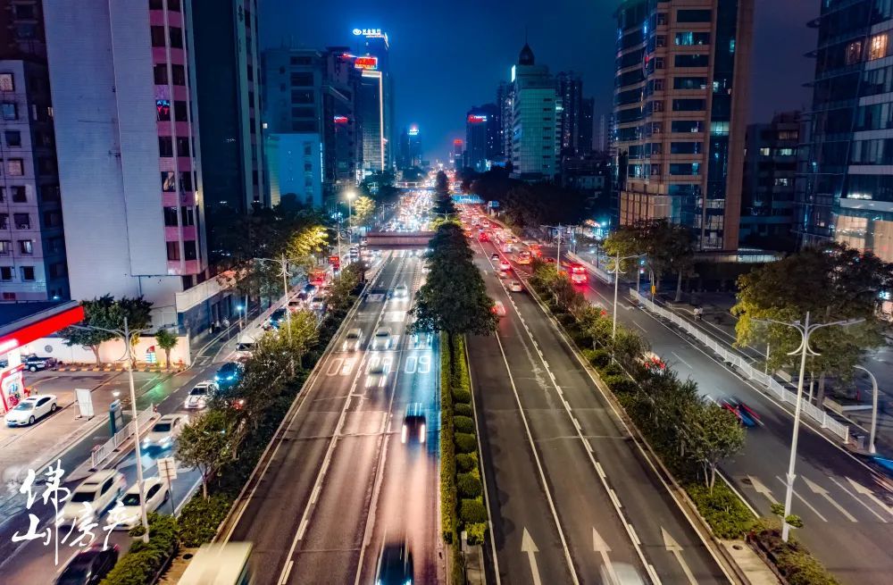 最高投标29亿季华路灯光秀启动见证房价从3000到3万