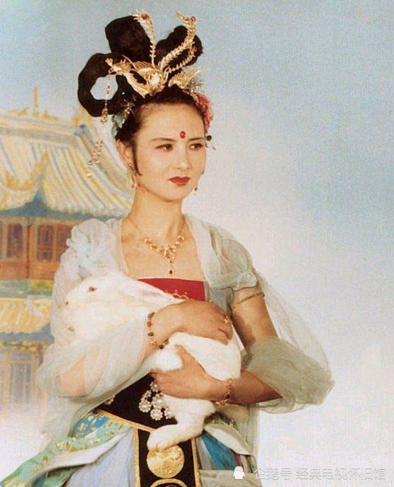 也被观众记了三十多年,每每当大家怀想起陪伴自己长大的《西游记》,说