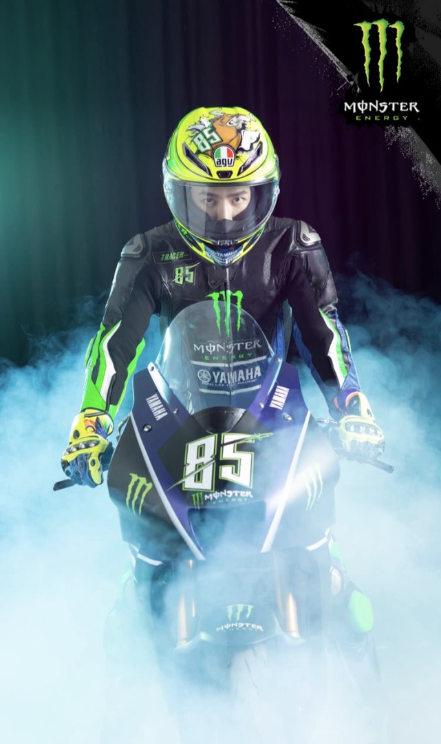 王一博机车服图片‖精美壁纸