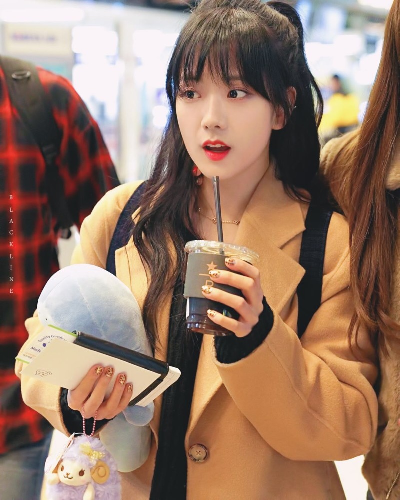 金智秀头像丨有刘海的秀秀好温柔