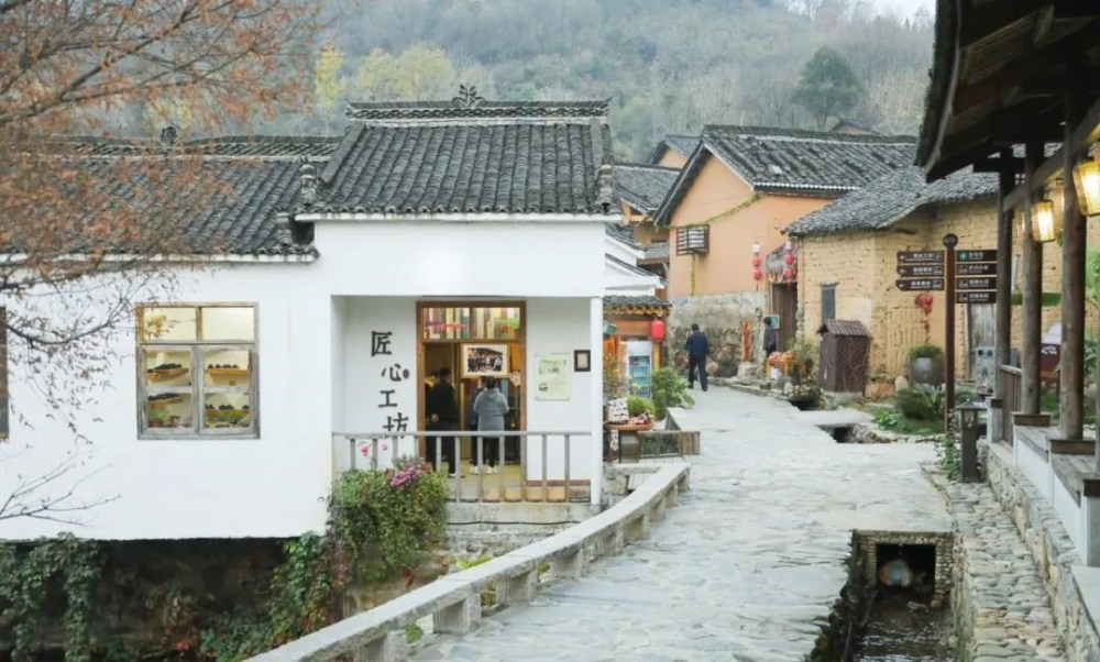 河南首个乡村创客小镇想让机器人迎接00后