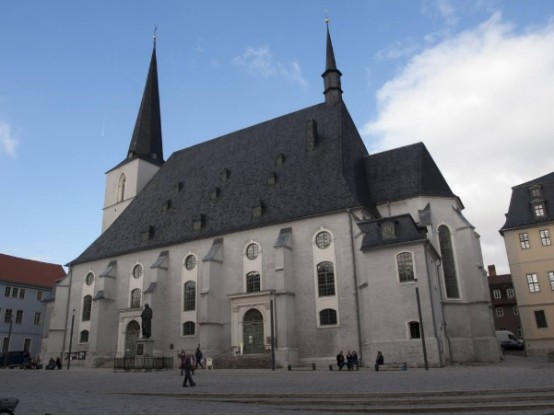 在德国废弃小教堂演奏,要花639年才能听完|汤姆·约克|约翰·凯奇