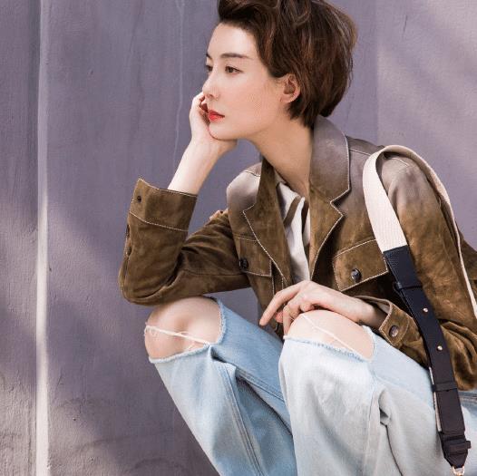 有种离婚了8年叫车晓38岁瘦成火柴人终究跌下神坛了