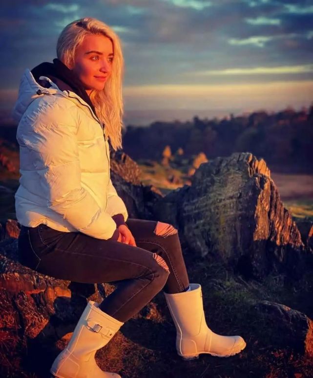 布鲁克赛阿莱克萨希斯曼迪扎克aj本杰明娜塔莉亚