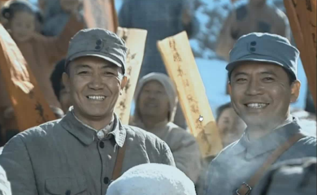 《亮剑》的剧情设定和呈现手法与传统抗日剧不太一样,小说中情节严谨