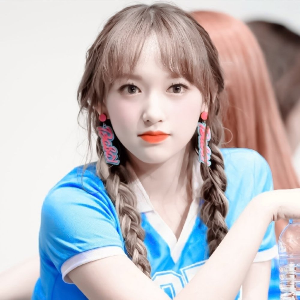 程潇│可爱的程潇来喽快拿去做你的头像壁纸吧