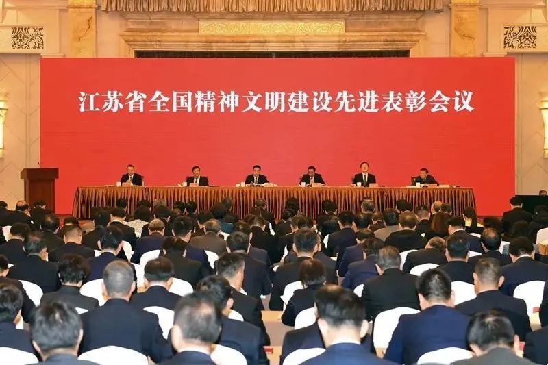 全国口腔医院排名_河南大学赛思口腔医院医师再获全国十强