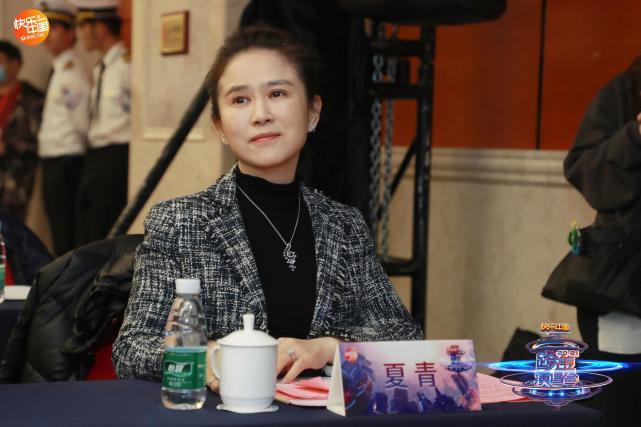 湖南卫视业务指导 ,2020-2021跨年演唱会监制夏青女士当即抽取记者