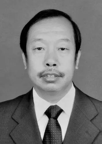 李保国,是累死的!