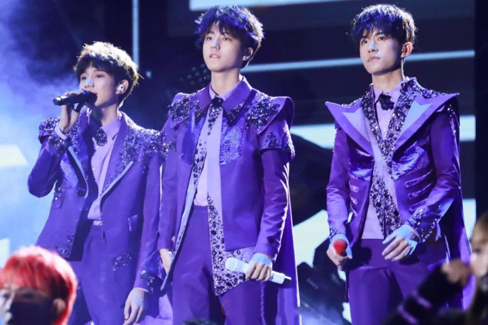 三小只被曝跨年不同台三次活动未合体令粉丝担心千玺遭受质疑