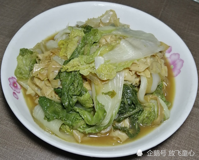 家常炖菜菊花菜炖豆腐丝掌握三个窍门口感鲜香美味好吃下饭