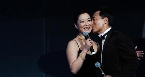 12亿拿下稀缺项目,又一大佬"现身",歌手妻子:不公布丈夫身份|解直锟