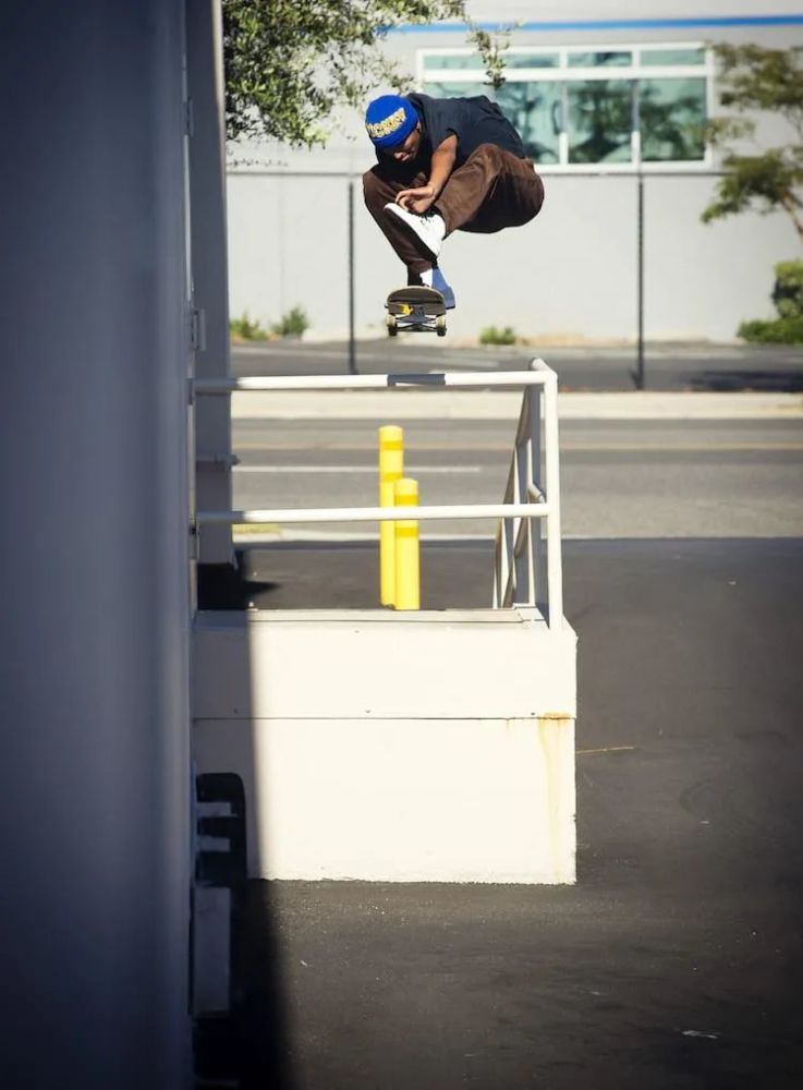 不开玩笑人人都爱louielopez