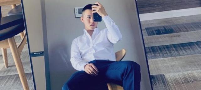 第一个廖承宇,作为知名初代网红,廖承宇基本也是圈内无人不知的一名
