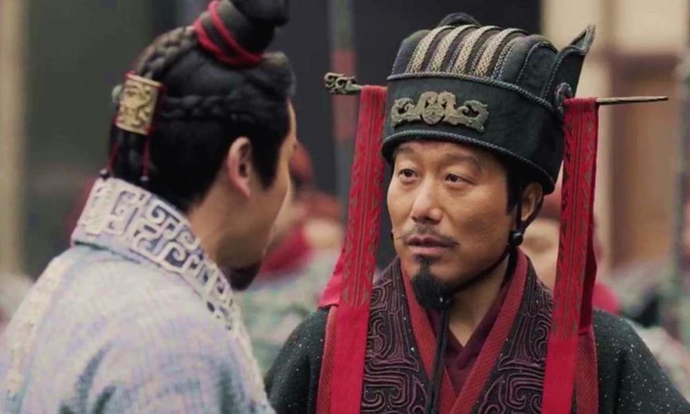 除了上面提到的几位演员,李洪涛老师扮演的申越,刘钧