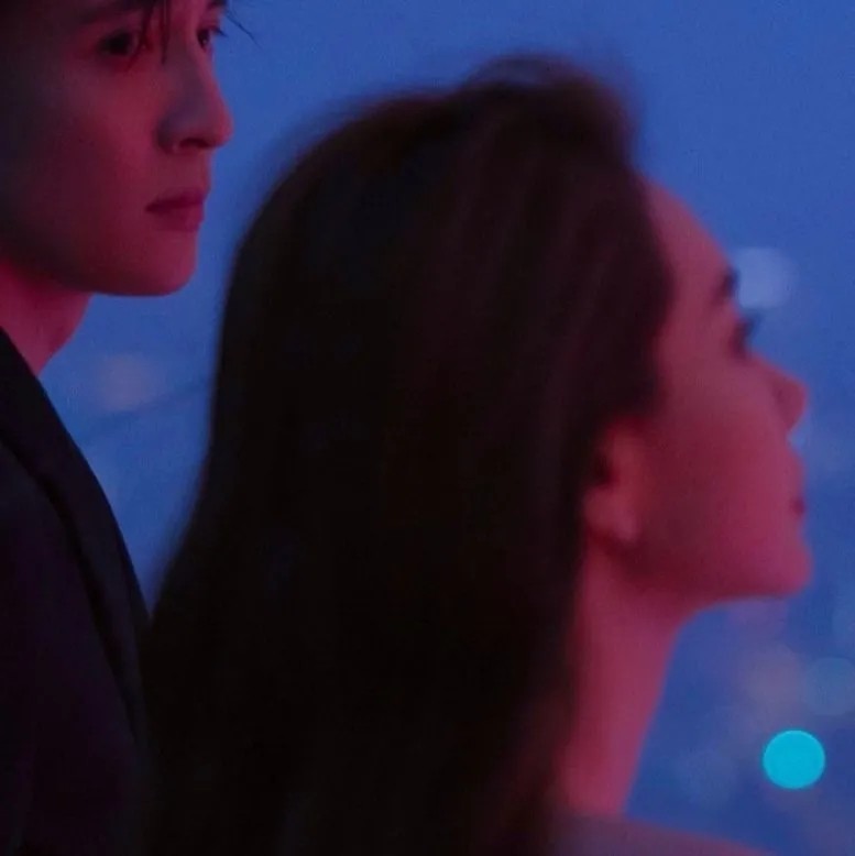 情侣头像对你何止这一句钟意