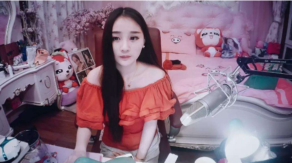 刚成虎牙一姐沈曼就要凉了被老东家起诉还因颜值劝退了不少粉丝