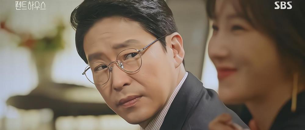 其实仔细想想,秀莲和吴允熙的见面基本都没跟周丹泰