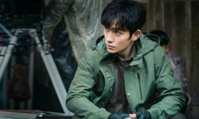 2020电视剧排名第一_201226肖战登2020年度热剧艺人排行榜第一《狼殿下》