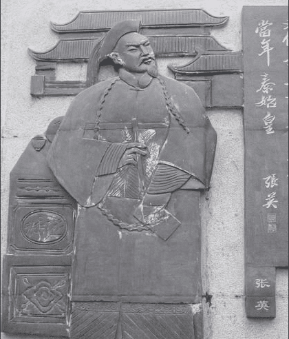 安排了四位老师对其进行传道授业,这四人分别是张英,李光地,熊赐履