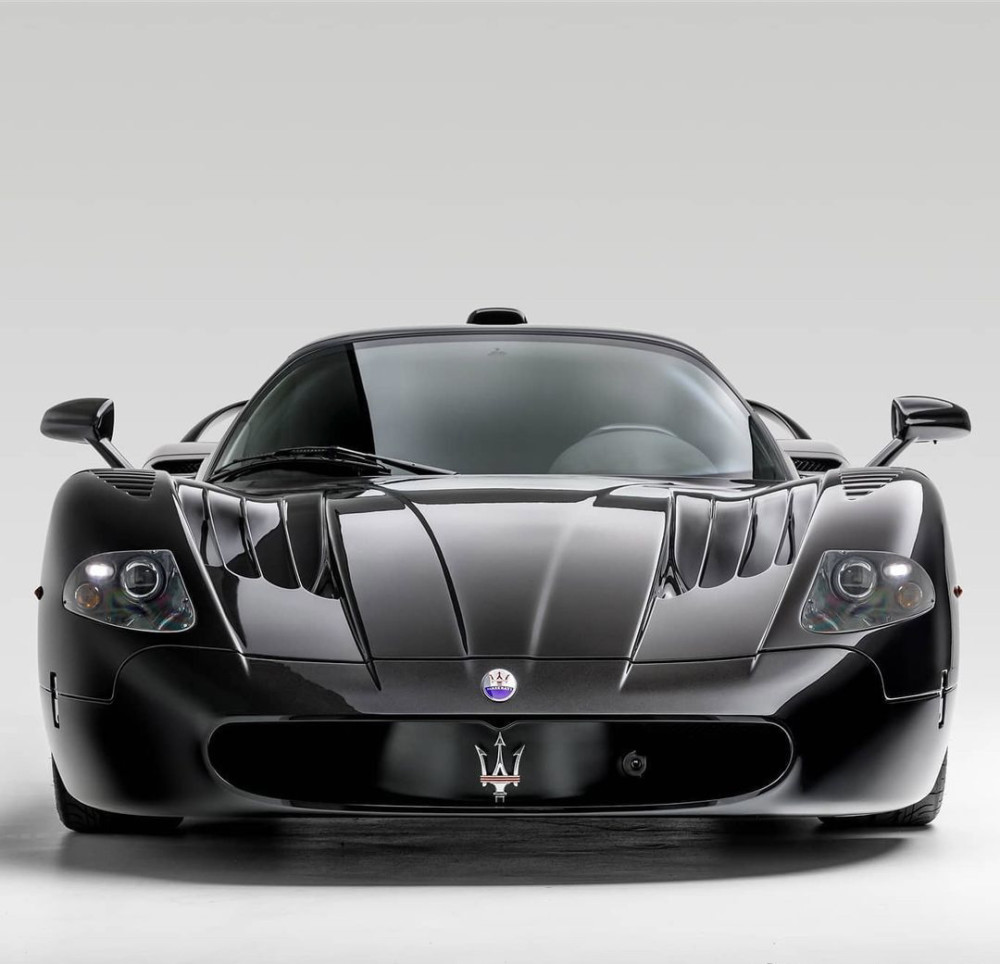 为运动而生的纯黑海王玛莎拉蒂mc12