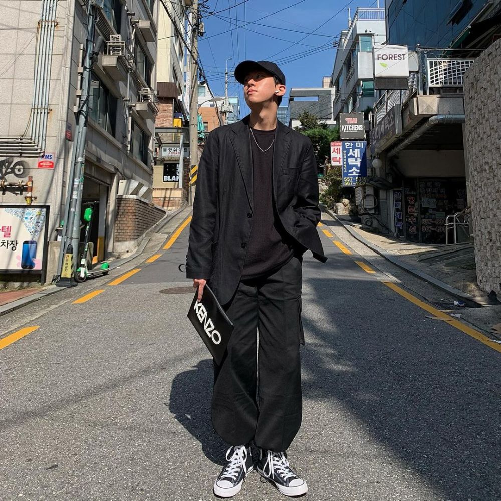 阳光简约穿搭秋冬的高级感表达