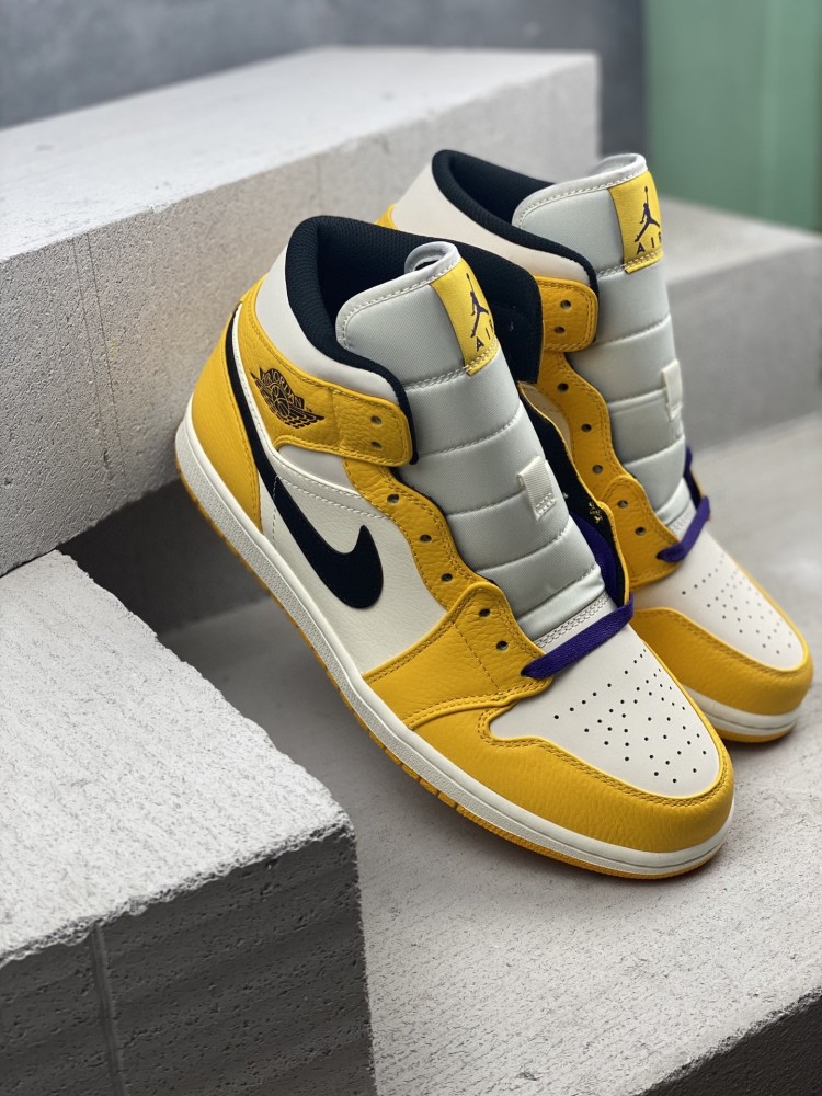 耐克airjordan1紫金湖人开箱测评